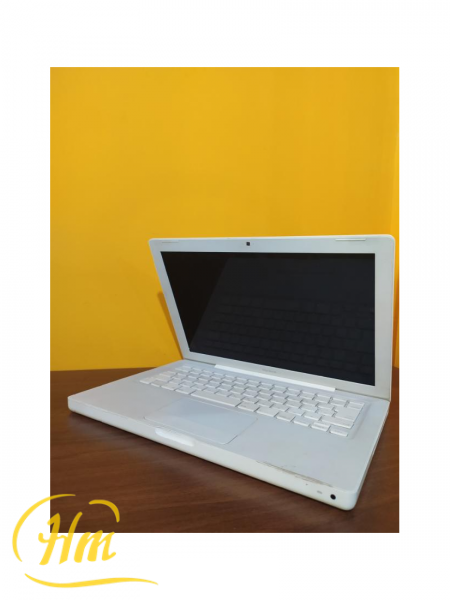Apple ( Mac Book )
