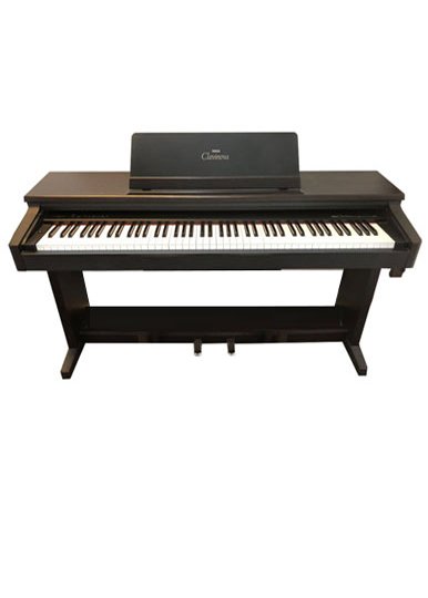 Yamaha CLP 122