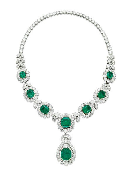 A FINE EMERALD AND DIAMOND NECKLACE, BY VAN CLEEF & ARPELS